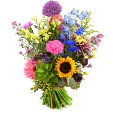 Picked bouquet of colorful seasonal flowers (Bouquet of picked fur high - low arranged)